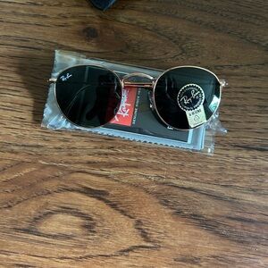 Ray-Ban Gold Frame Green Lens Sunglasses
